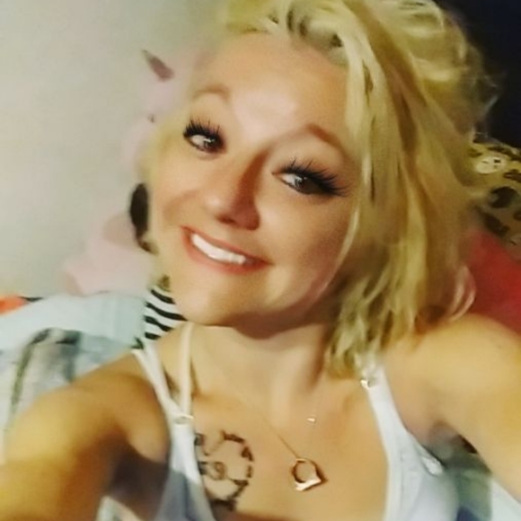 Meet your Posher, Brittany - Picture 5 of 5